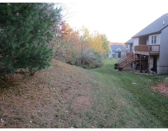 20 B Highfield Road, Unit 20B Charlton, MA 01507 - Photo 24 of 27 Gallery Image 24