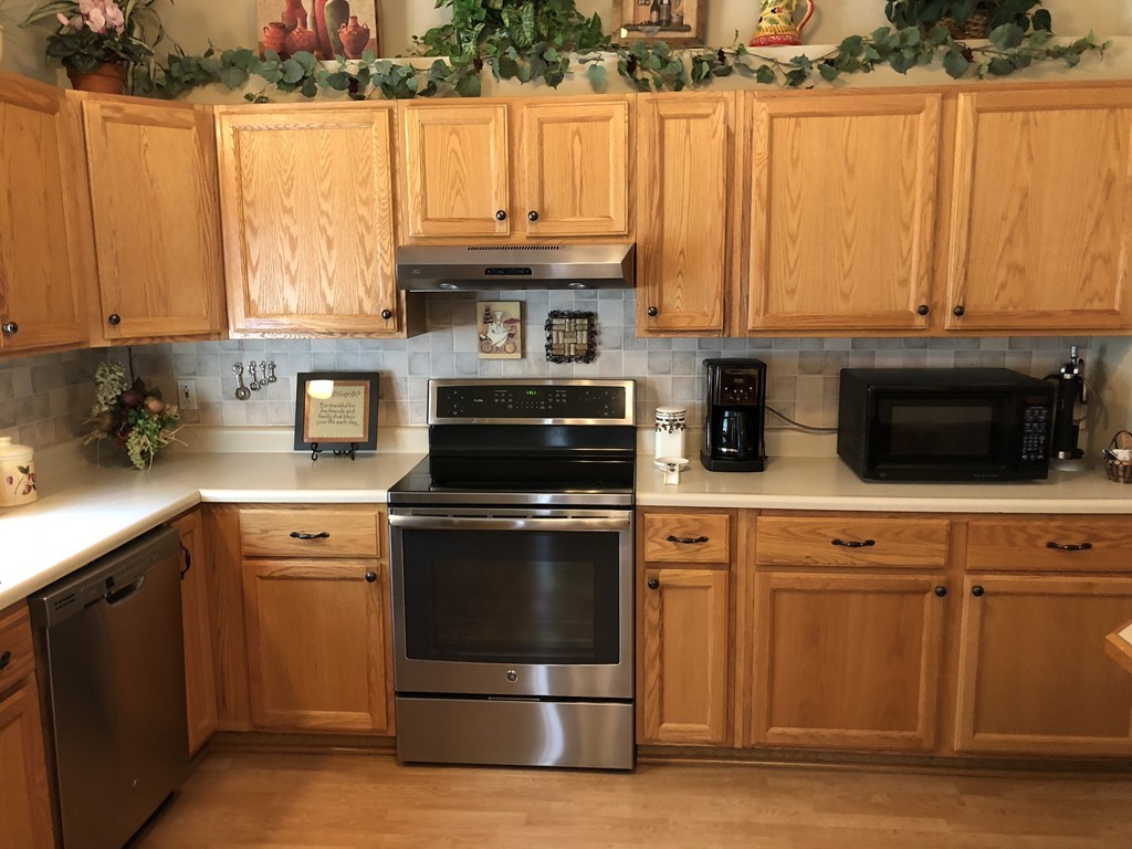 20 B Highfield Road, Unit 20B Charlton, MA 01507 - Photo 9 of 27 Gallery Image 9