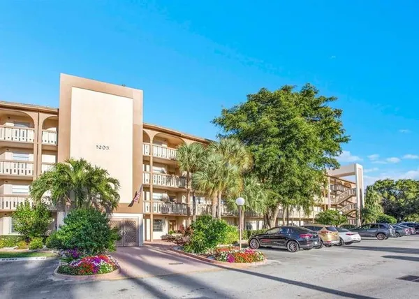 $179,900 | 1603 Abaco Drive, Unit G4, Coconut Creek, FL 33066