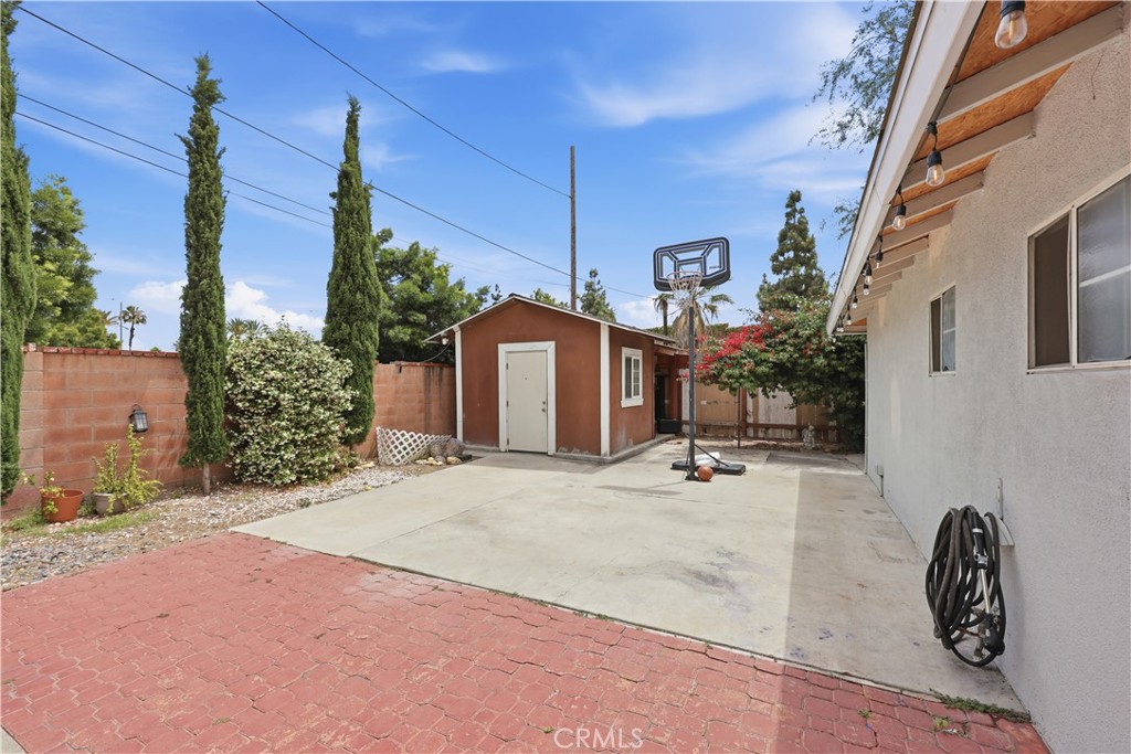 456 North Linden Place Anaheim, CA 92801 - Photo 22 of 30