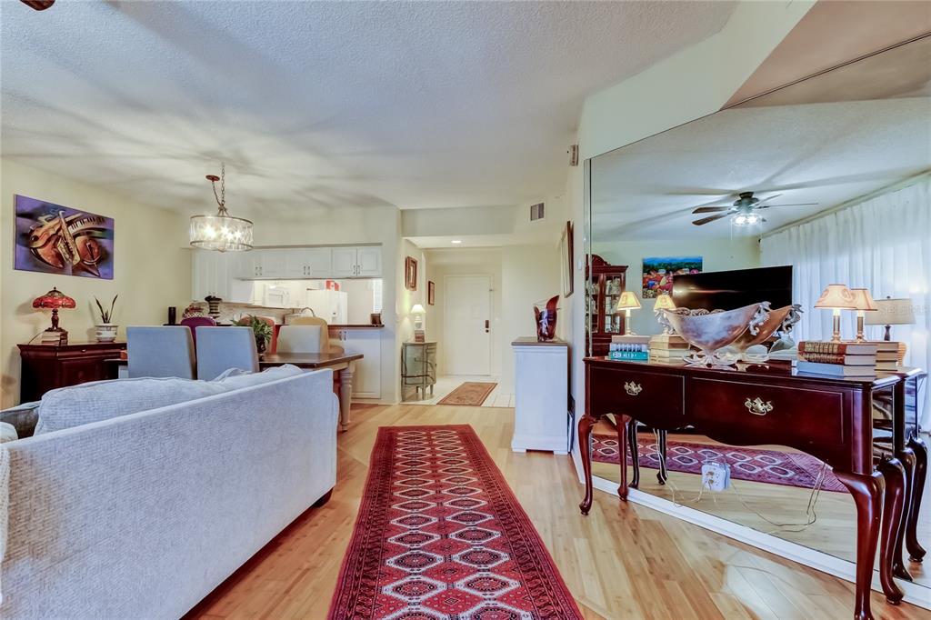 6205 Shoreline Drive, Unit 1304 Seminole, FL 33708 - Photo 25 of 57