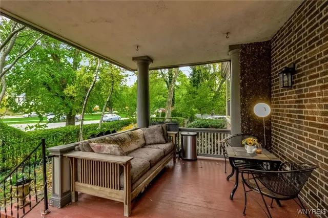 $899,000 | 189 Bidwell Parkway, Buffalo, NY 14222