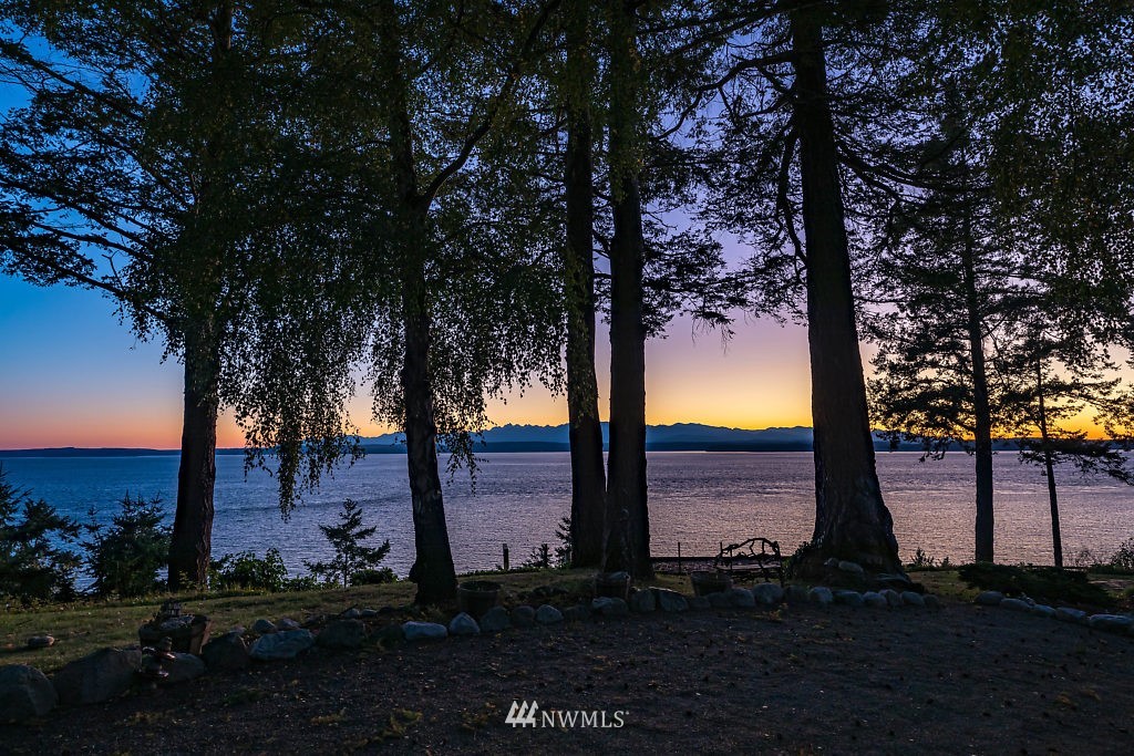 5036 Scurlock Road Freeland, WA 98249 - Photo 2 of 25 a view of lake