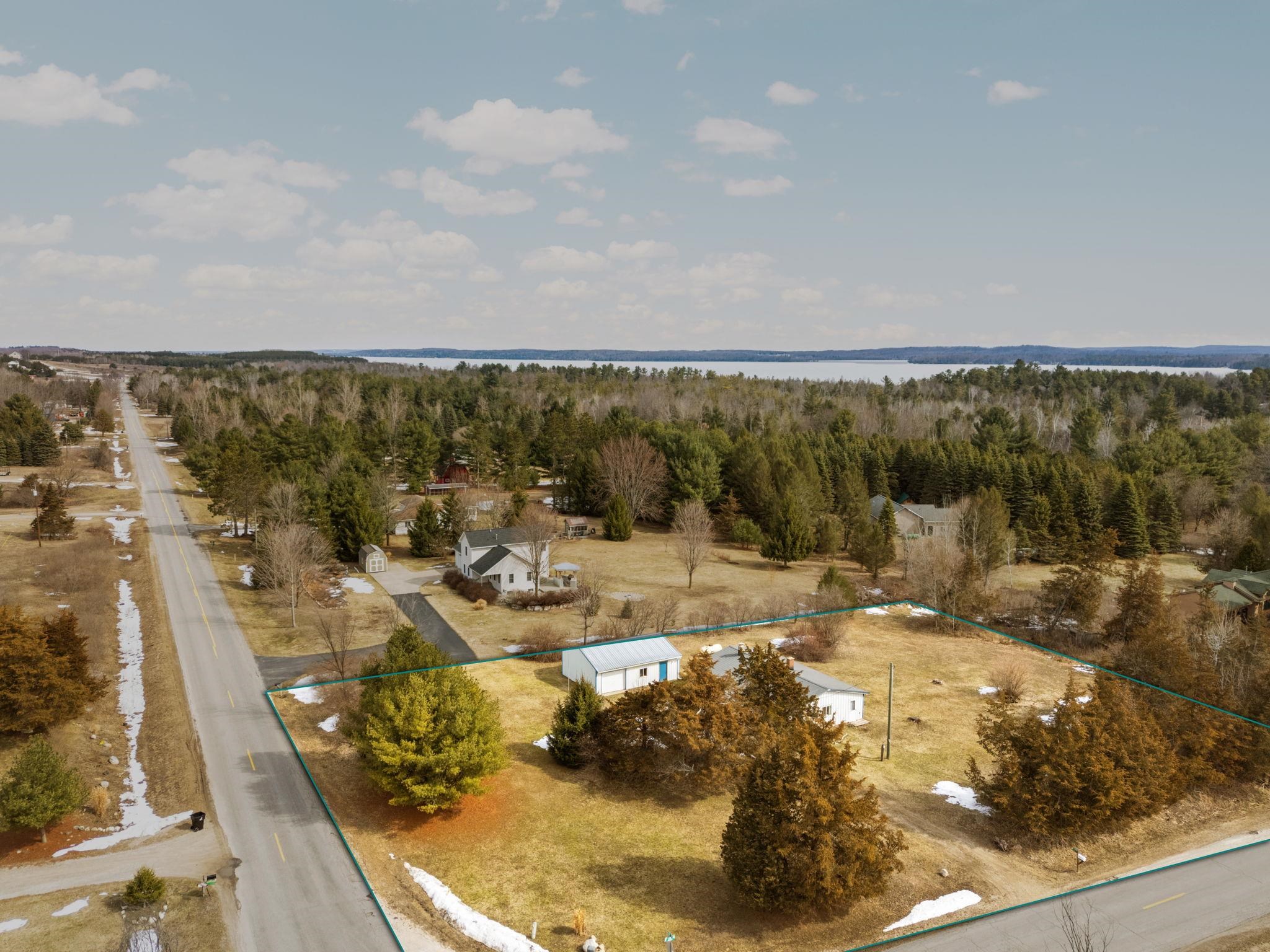 9125 Ayers Road Williamsburg, MI 49690 - Photo 26 of 31