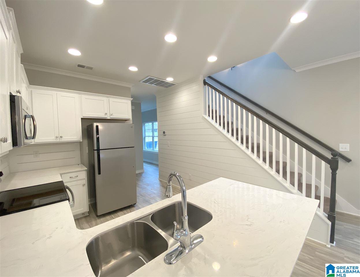 232 Creek Run Way Calera, AL 35040 - Photo 5 of 31