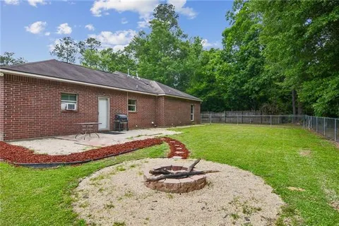 $199,000 | 22397 Gemstone Place, Robert, LA 70455