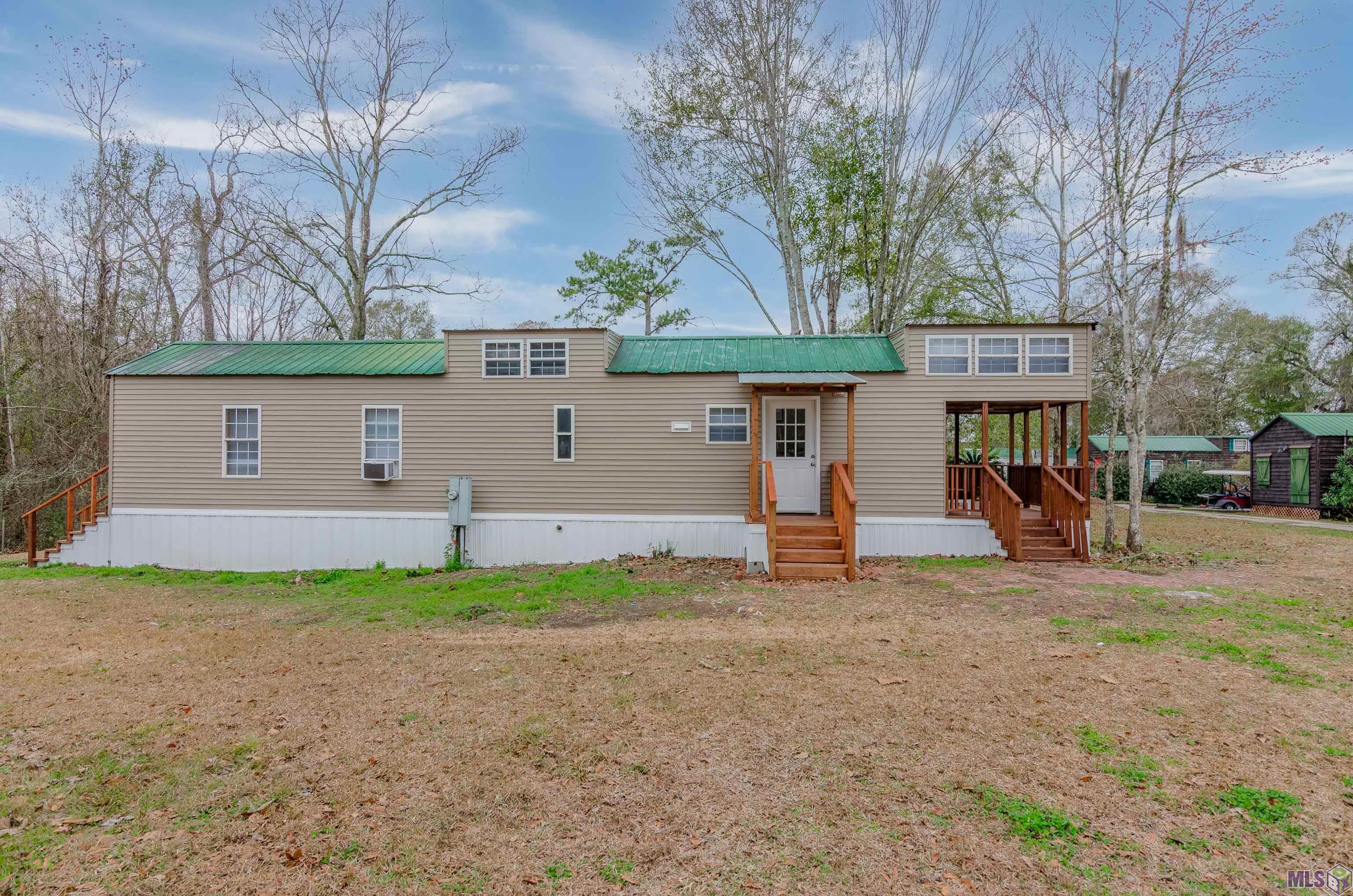 21028 Diversion Canal Road St. Amant, LA 70774 - Photo 5 of 15