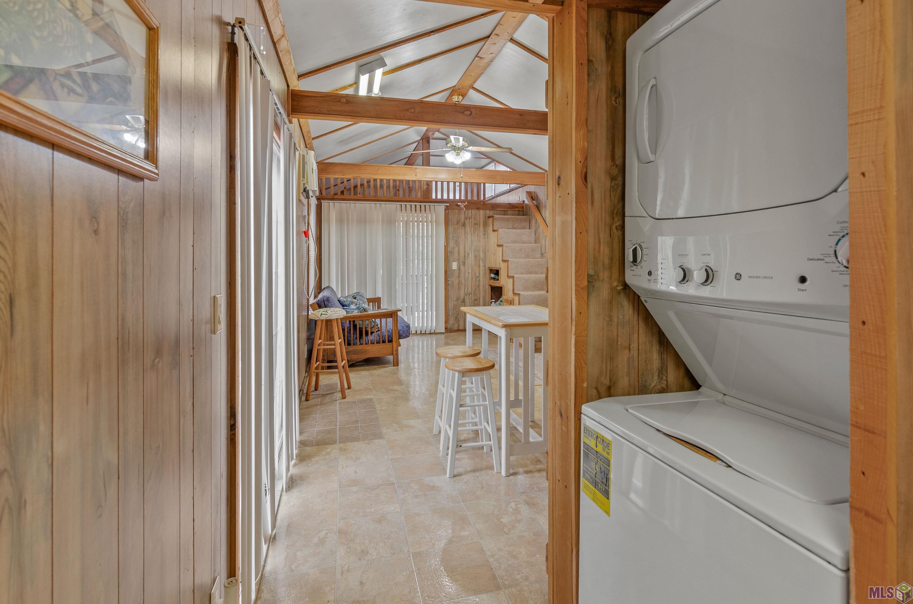 21028 Diversion Canal Road St. Amant, LA 70774 - Photo 8 of 15