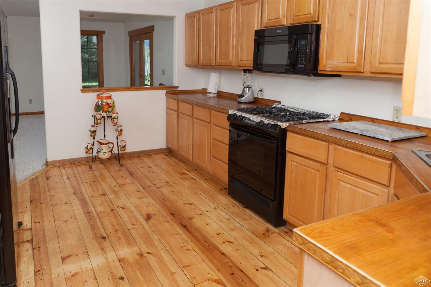 101 Timberwolf Gypsum, CO 81637 - Photo 11 of 25 Additional Photo