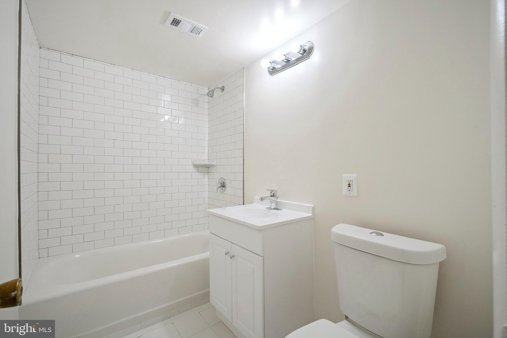 3350 Hewitt Avenue, Unit 101 Silver Spring, MD 20906 - Photo 15 of 21 Full bath, new tiling and backsplsh