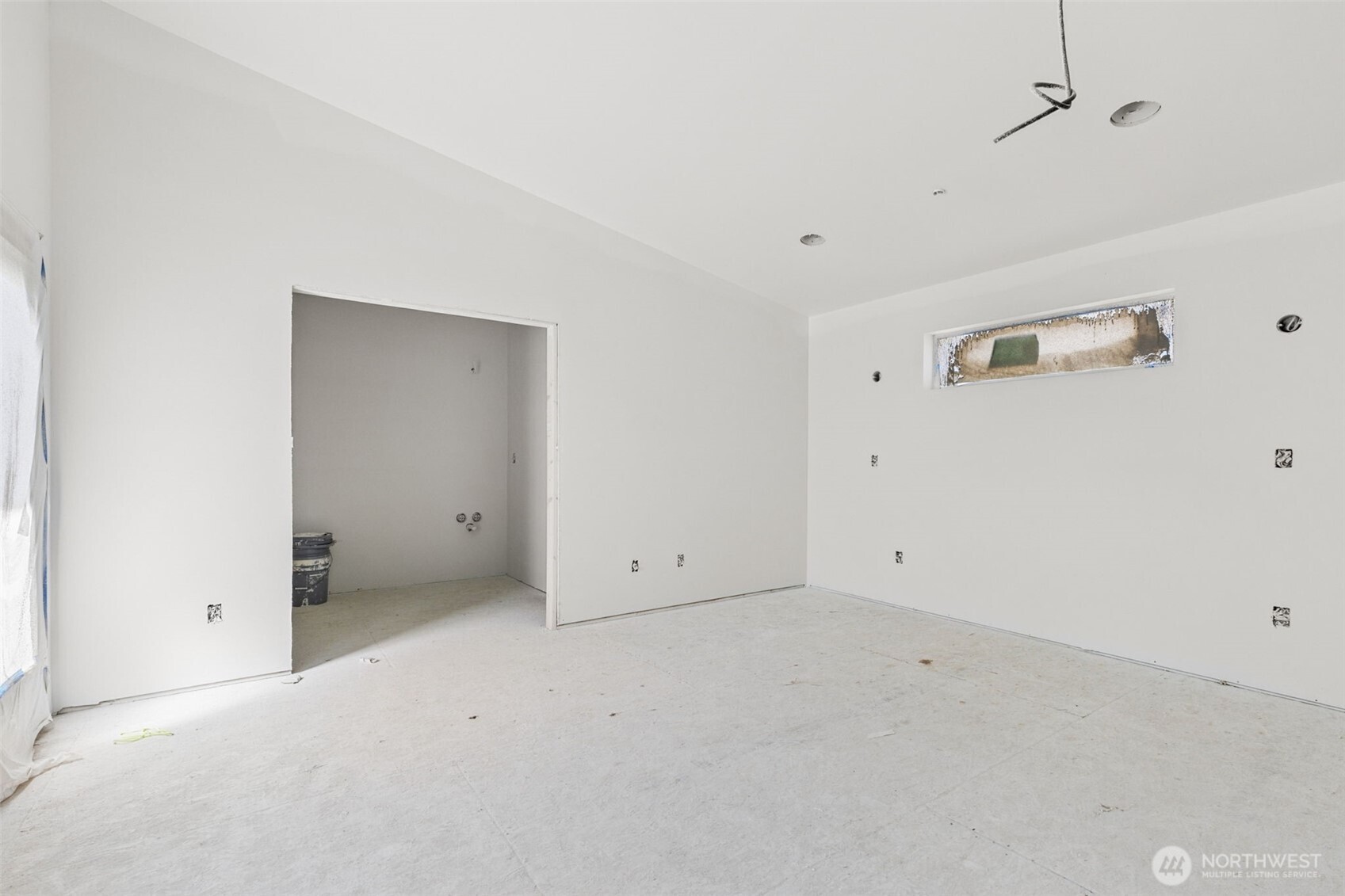 802 Southwest 132nd Street Burien, WA 98146 - Photo 7 of 10 a view of an empty room
