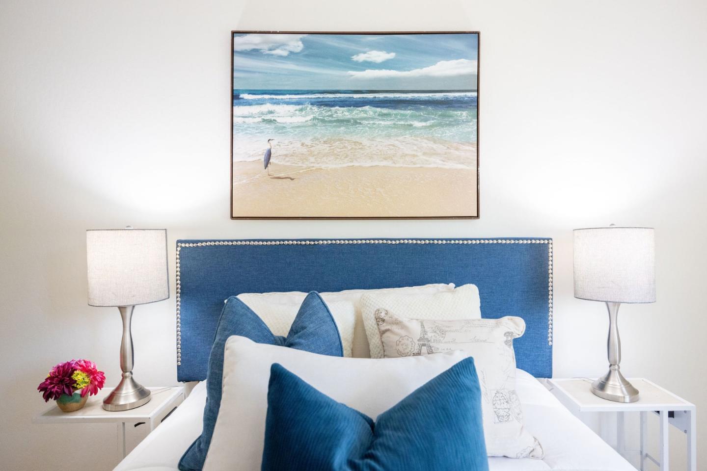 1204 Rainier Avenue Pacifica, CA 94044 - Photo 22 of 38 a living room with furniture and a lamp