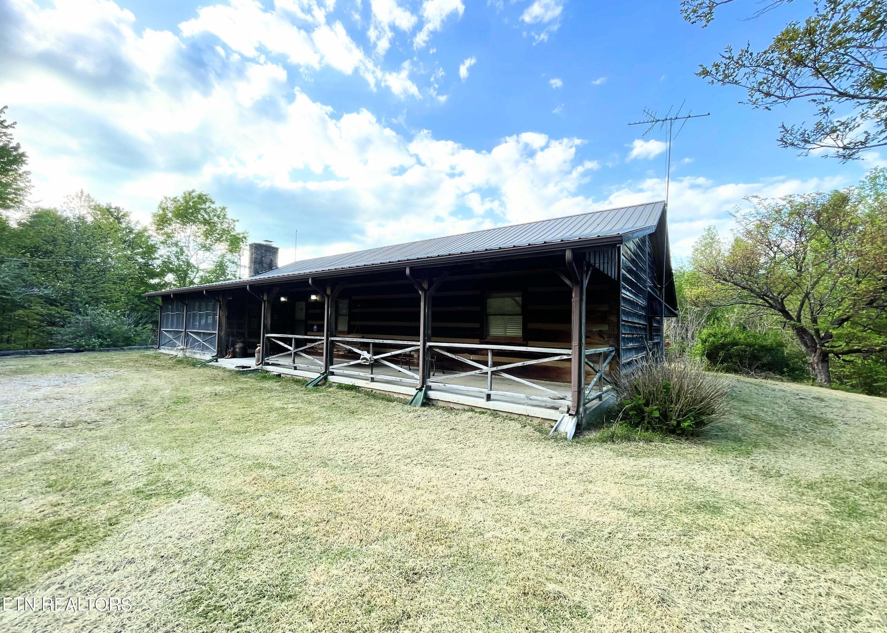 116 Old Doc Rogers Road Tellico Plains, TN 37385 - Photo 2 of 28 IMG_1575