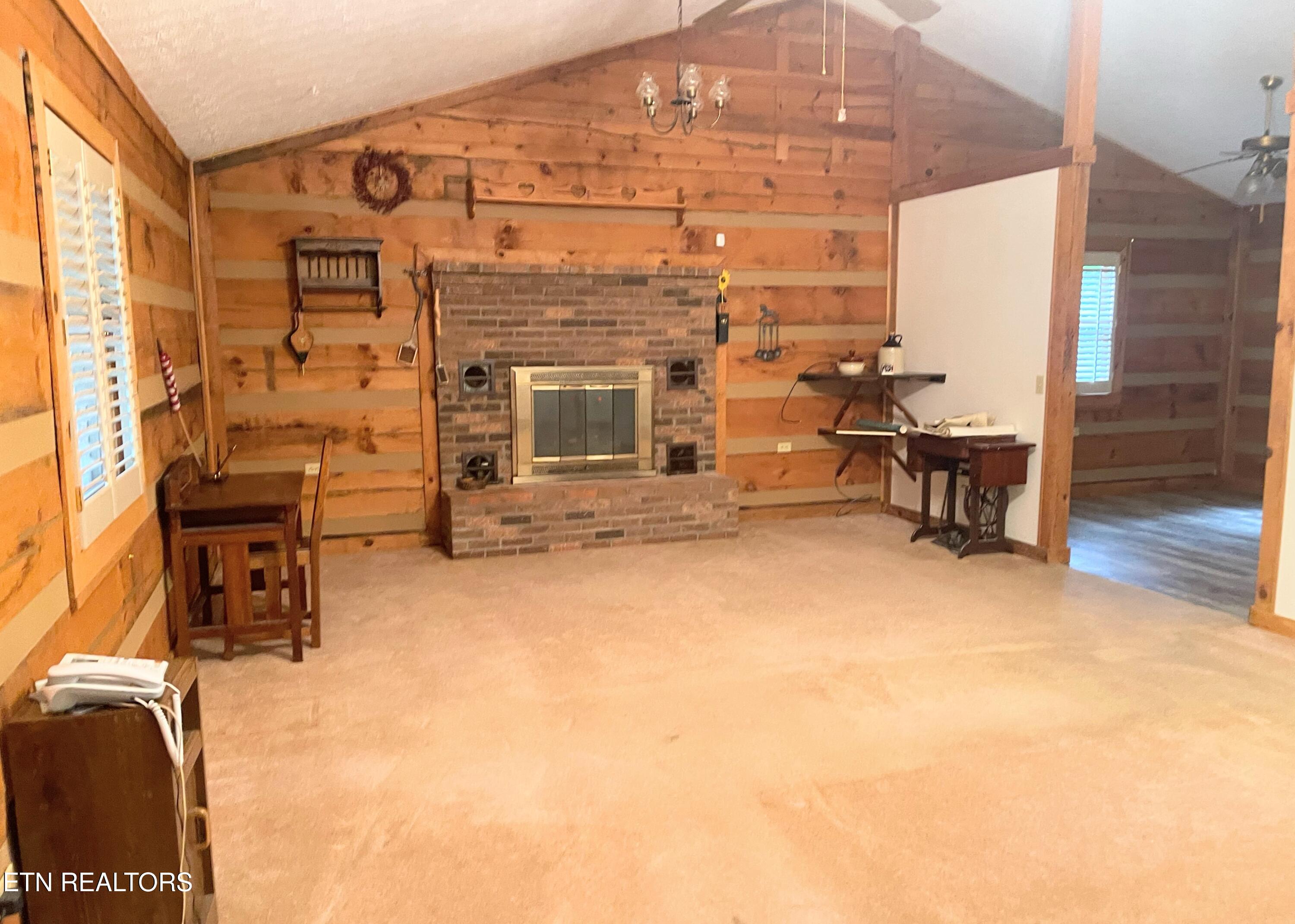 116 Old Doc Rogers Road Tellico Plains, TN 37385 - Photo 4 of 28 IMG_1580