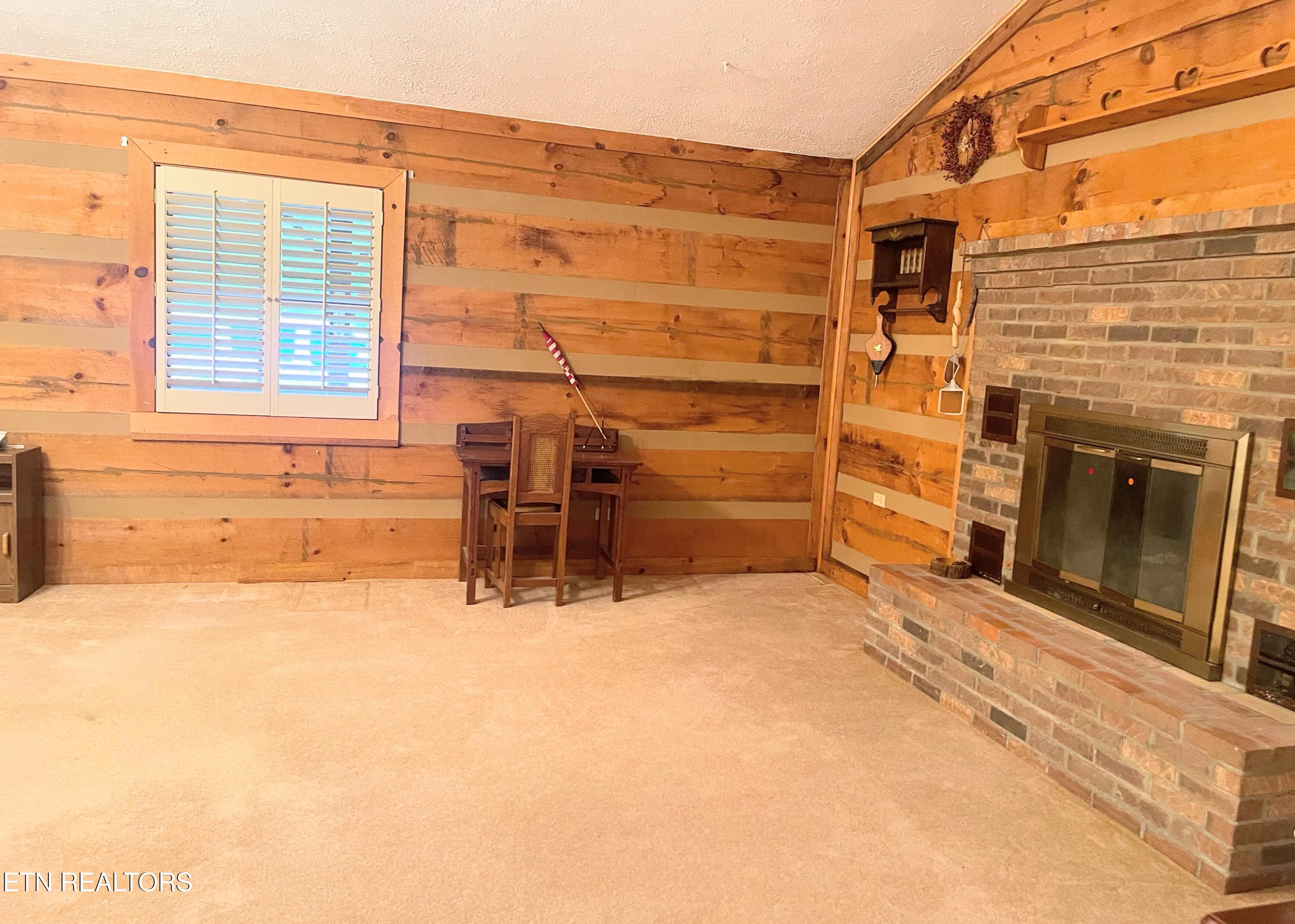 116 Old Doc Rogers Road Tellico Plains, TN 37385 - Photo 6 of 28 IMG_1586