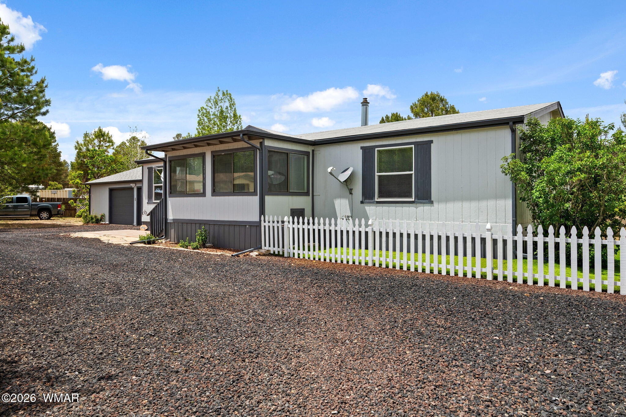2136 Shell Canyon Road Overgaard, AZ 85933 - Photo 4 of 35