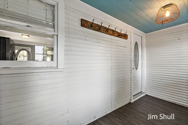 $250,000 | 6441 South Warner Avenue, Fremont, MI 49412