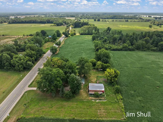 $250,000 | 6441 South Warner Avenue, Fremont, MI 49412