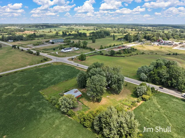 $250,000 | 6441 South Warner Avenue, Fremont, MI 49412