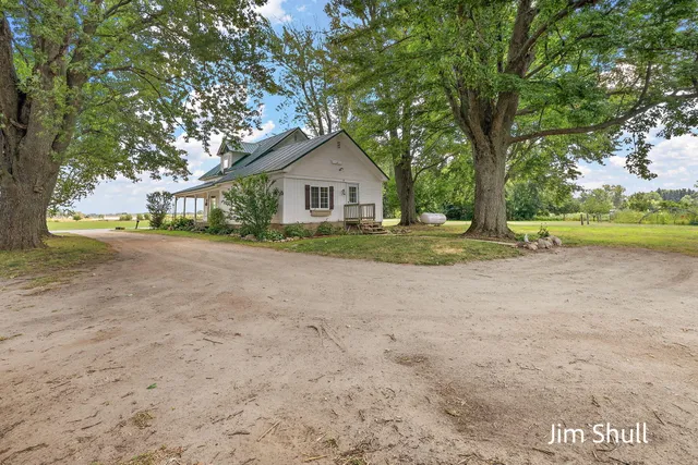 $250,000 | 6441 South Warner Avenue, Fremont, MI 49412