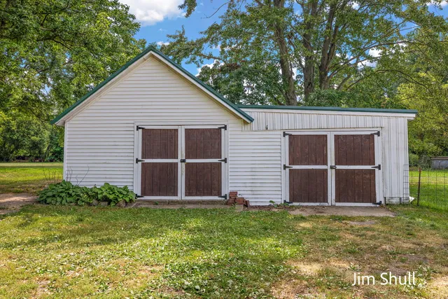 $250,000 | 6441 South Warner Avenue, Fremont, MI 49412