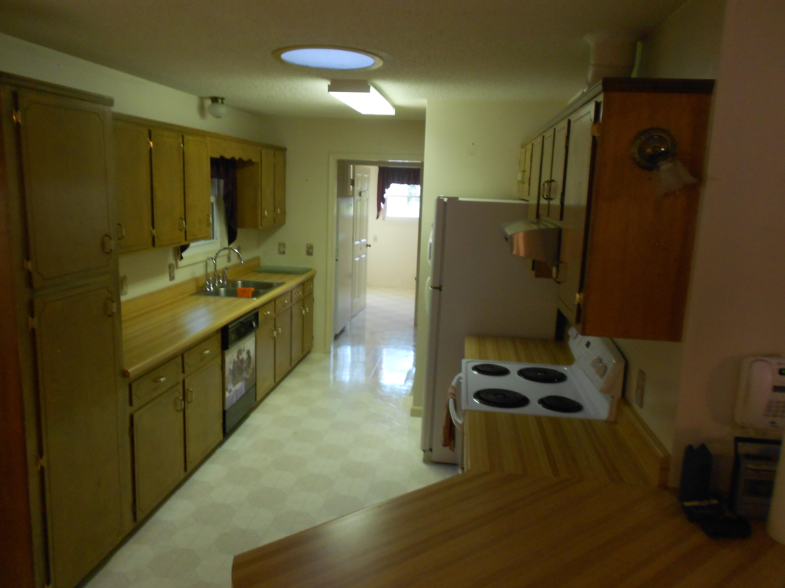 80 Big Lick Road Crossville, TN 38572 - Photo 6 of 26 Kitchen