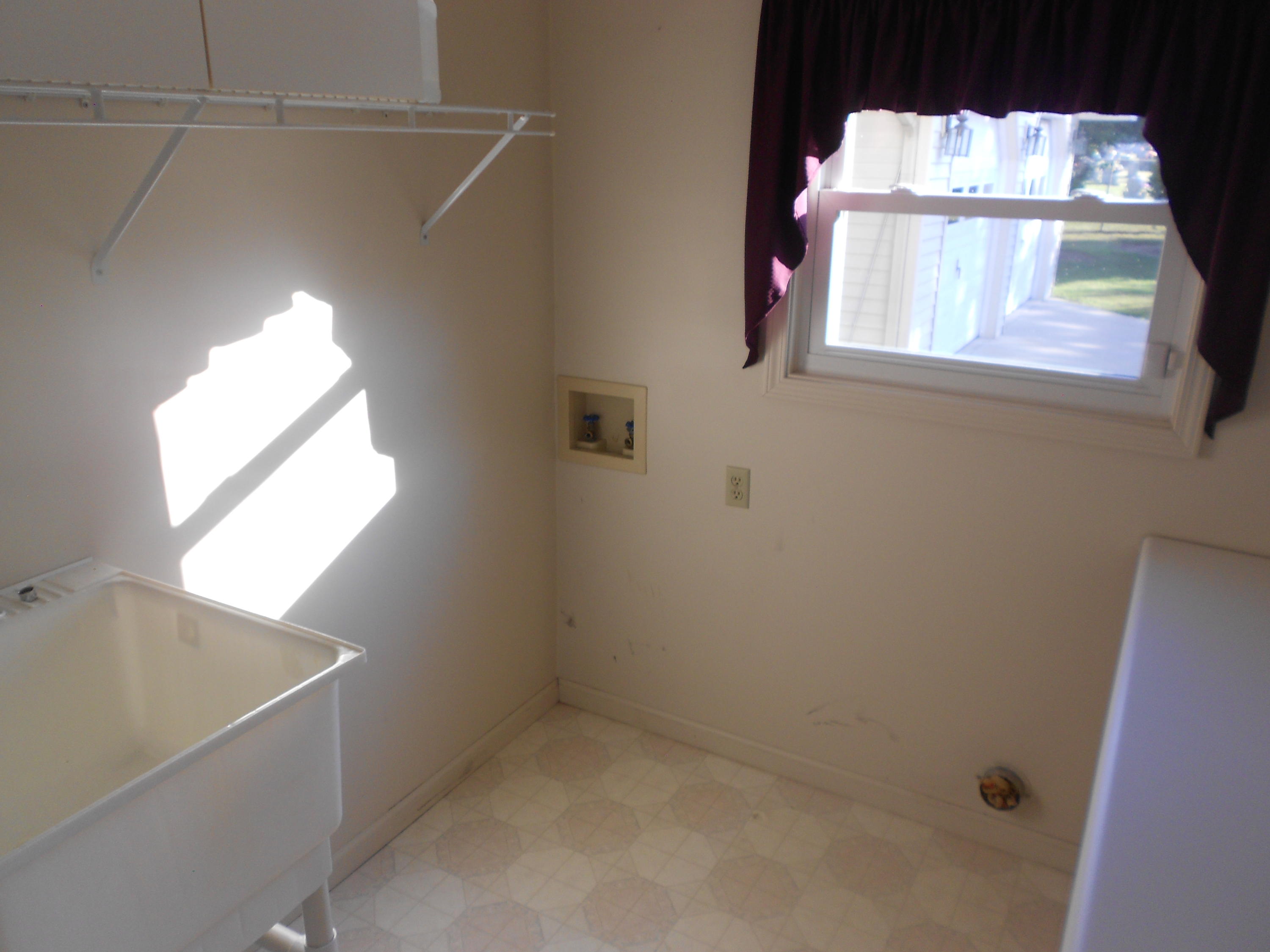 80 Big Lick Road Crossville, TN 38572 - Photo 7 of 26 Laundry