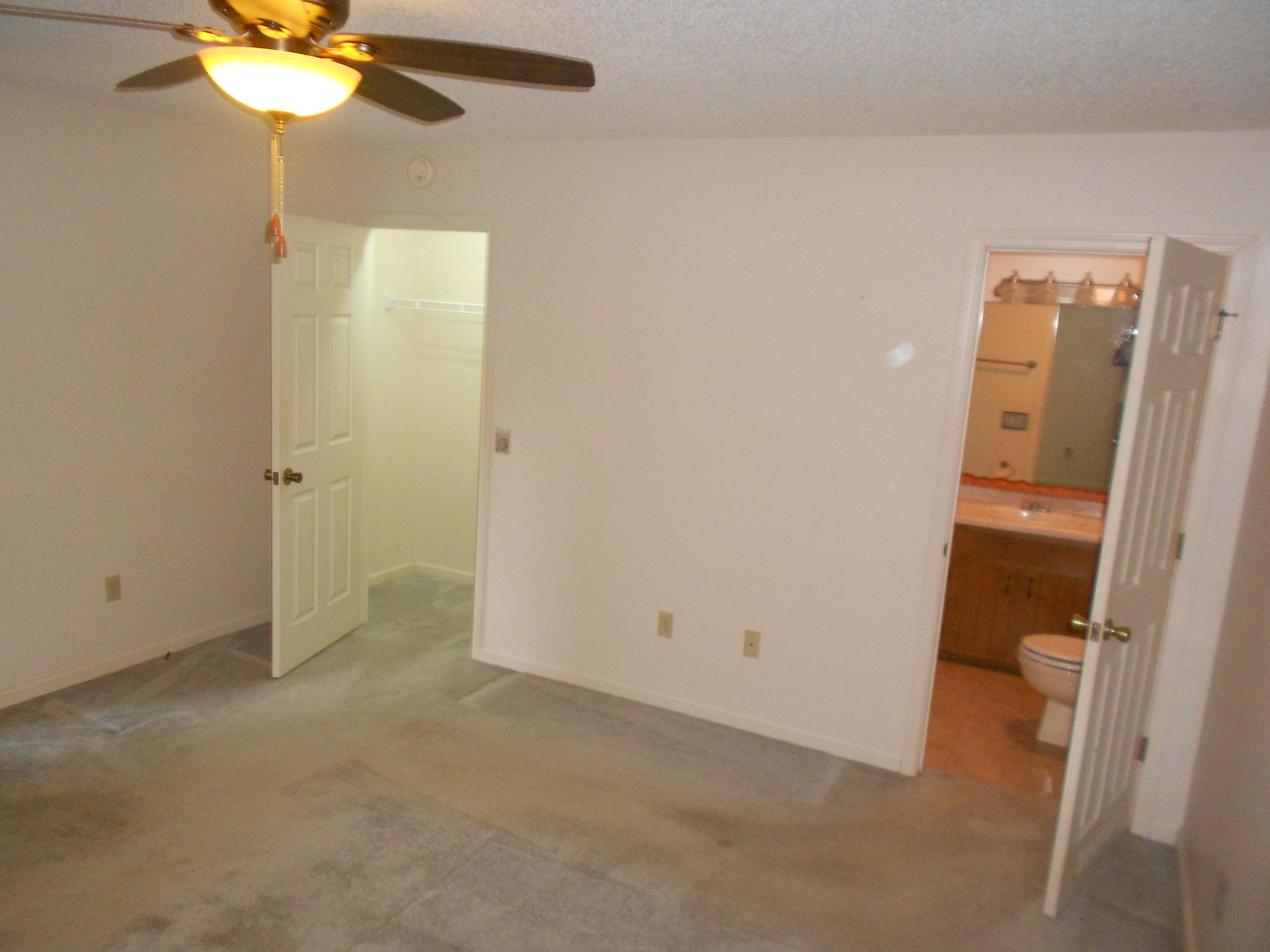 80 Big Lick Road Crossville, TN 38572 - Photo 8 of 26 Master bed/bath/closet