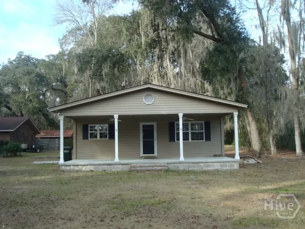 $1,500 | 215 Old Mill Road East, Richmond Hill, GA 31324