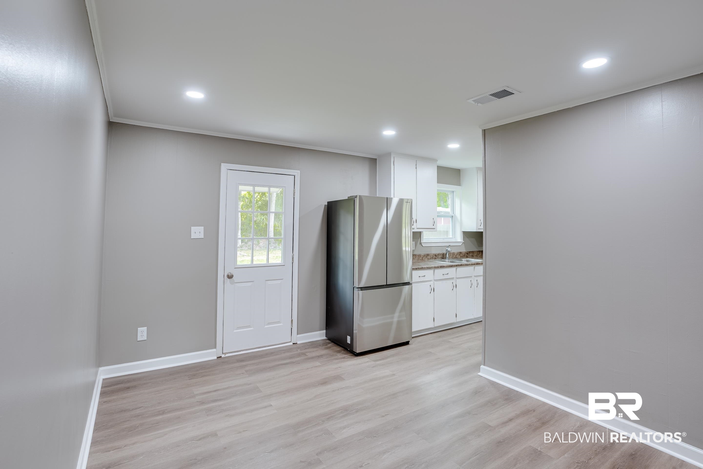 428 Scott Drive Saraland, AL 36571 - Photo 10 of 33