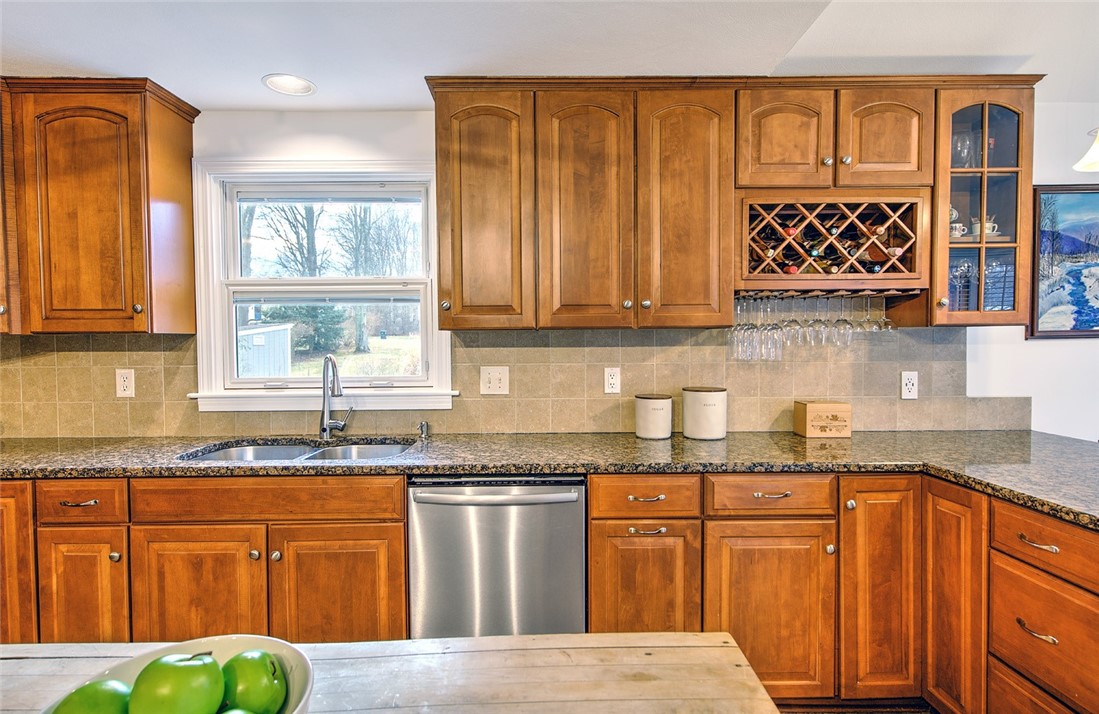 8 Ursula Drive Bristol, RI 02809 - Photo 22 of 49