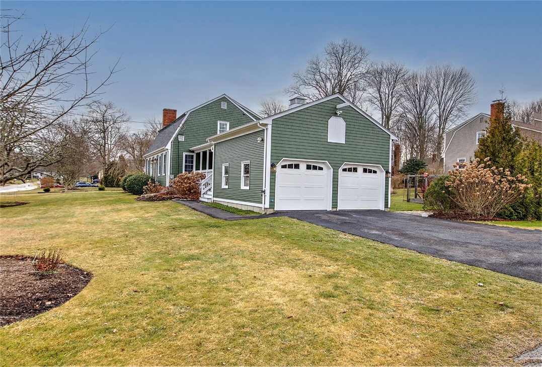 8 Ursula Drive Bristol, RI 02809 - Photo 41 of 49