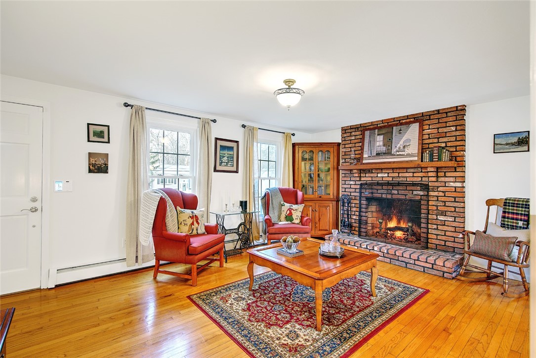 8 Ursula Drive Bristol, RI 02809 - Photo 7 of 49