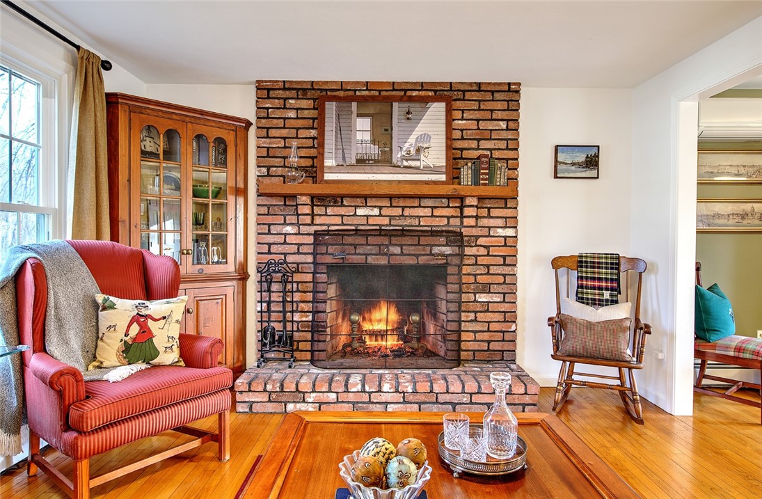 8 Ursula Drive Bristol, RI 02809 - Photo 9 of 49