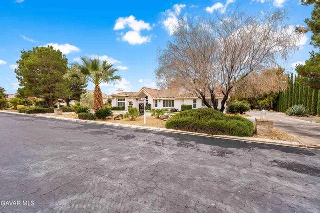 $6,900 | 41901 Calle Clarita, Lancaster, CA 93536