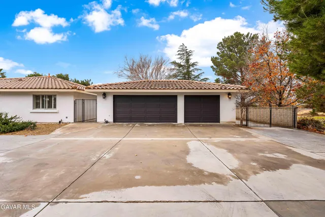 $6,900 | 41901 Calle Clarita, Lancaster, CA 93536