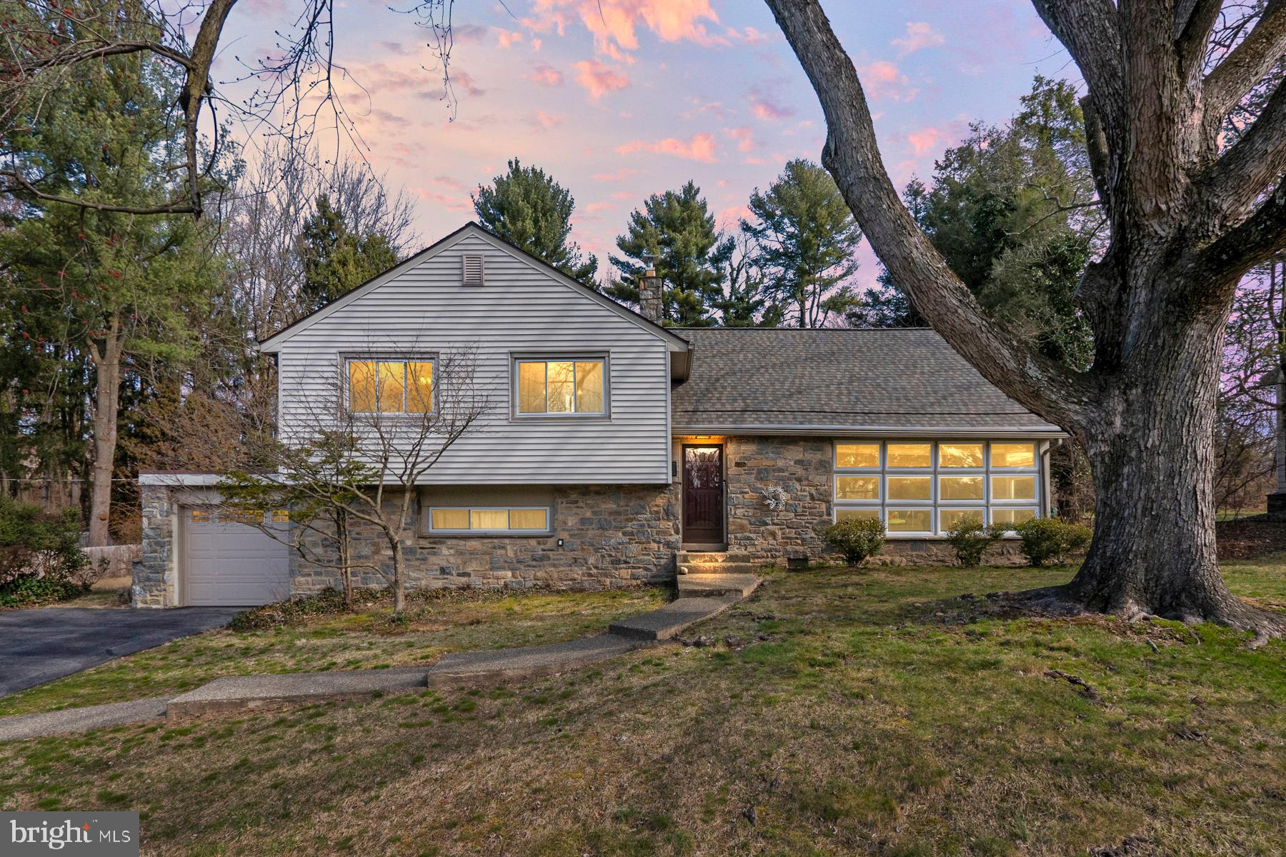 1012 Arboretum Road Wyncote, PA 19095 - Photo 2 of 41