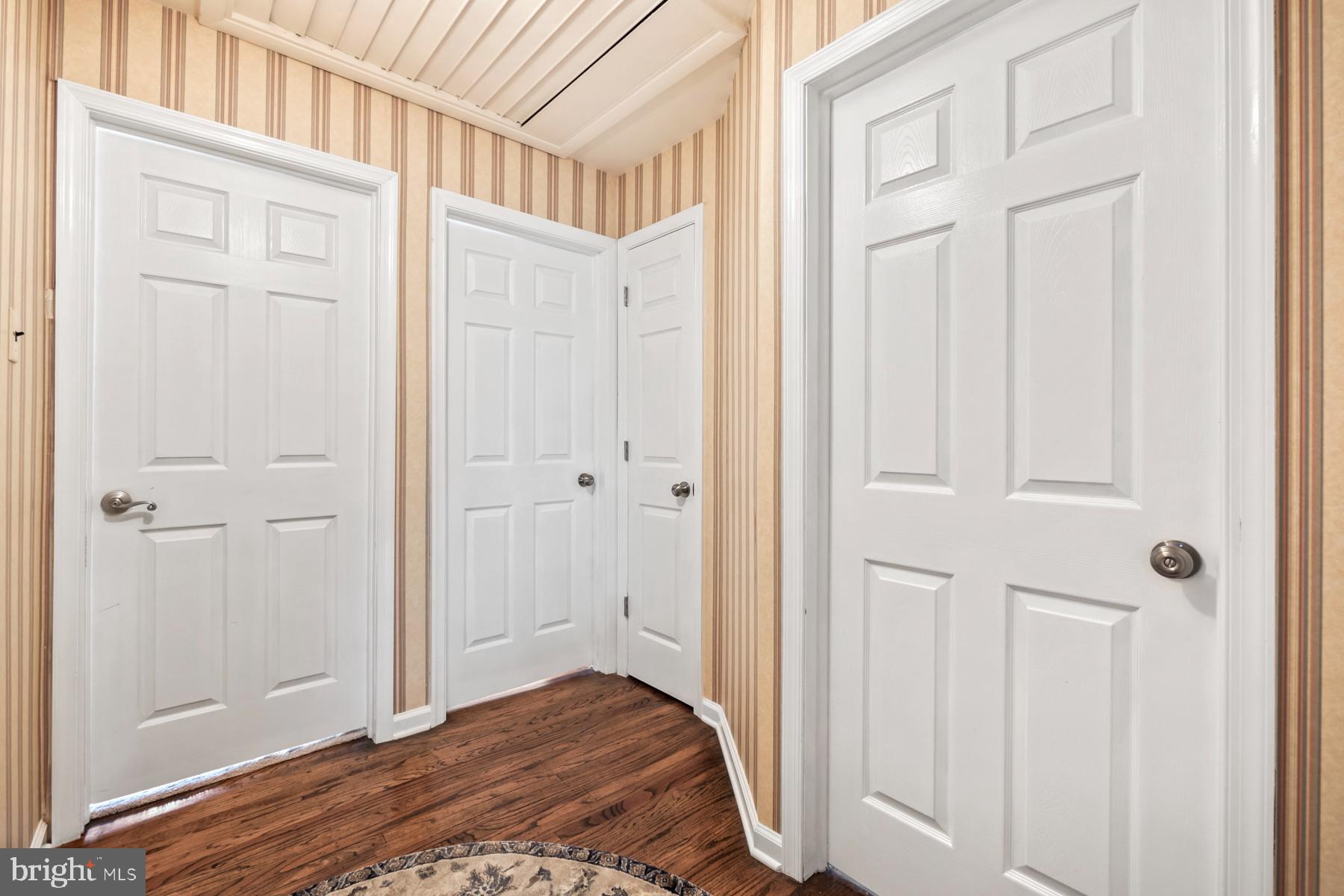 1012 Arboretum Road Wyncote, PA 19095 - Photo 23 of 41 2nd Floor Landing