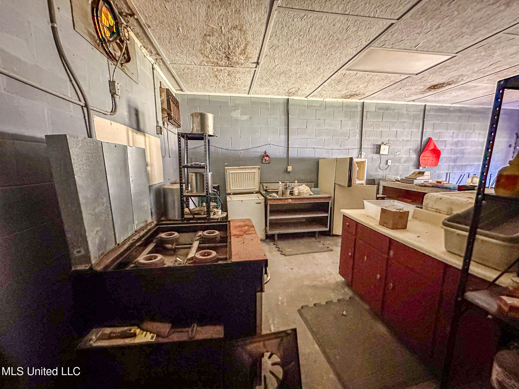 3655 Brand-Una Road Prairie, MS 39756 - Photo 10 of 38 IMG_5062