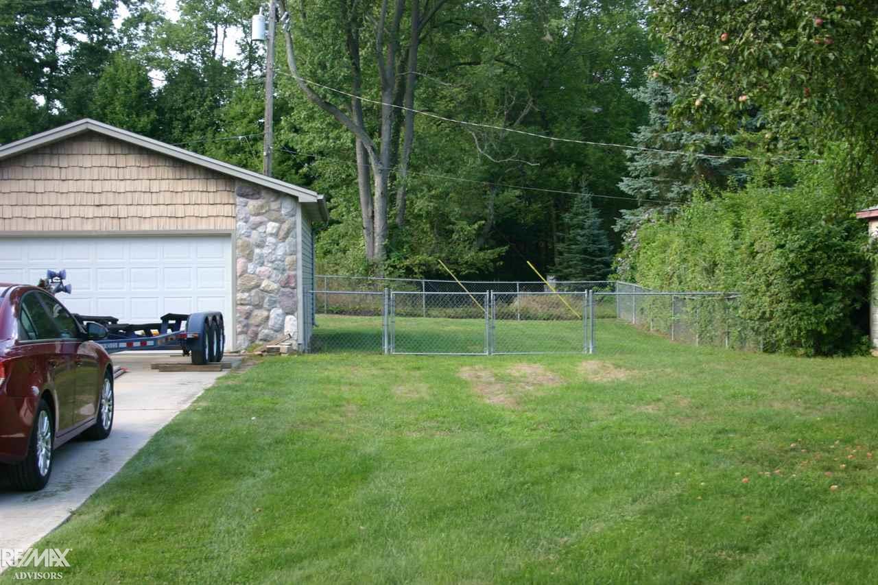 6348 High Algonac, MI 48001 - Photo 15 of 47 31390377-14.JPG