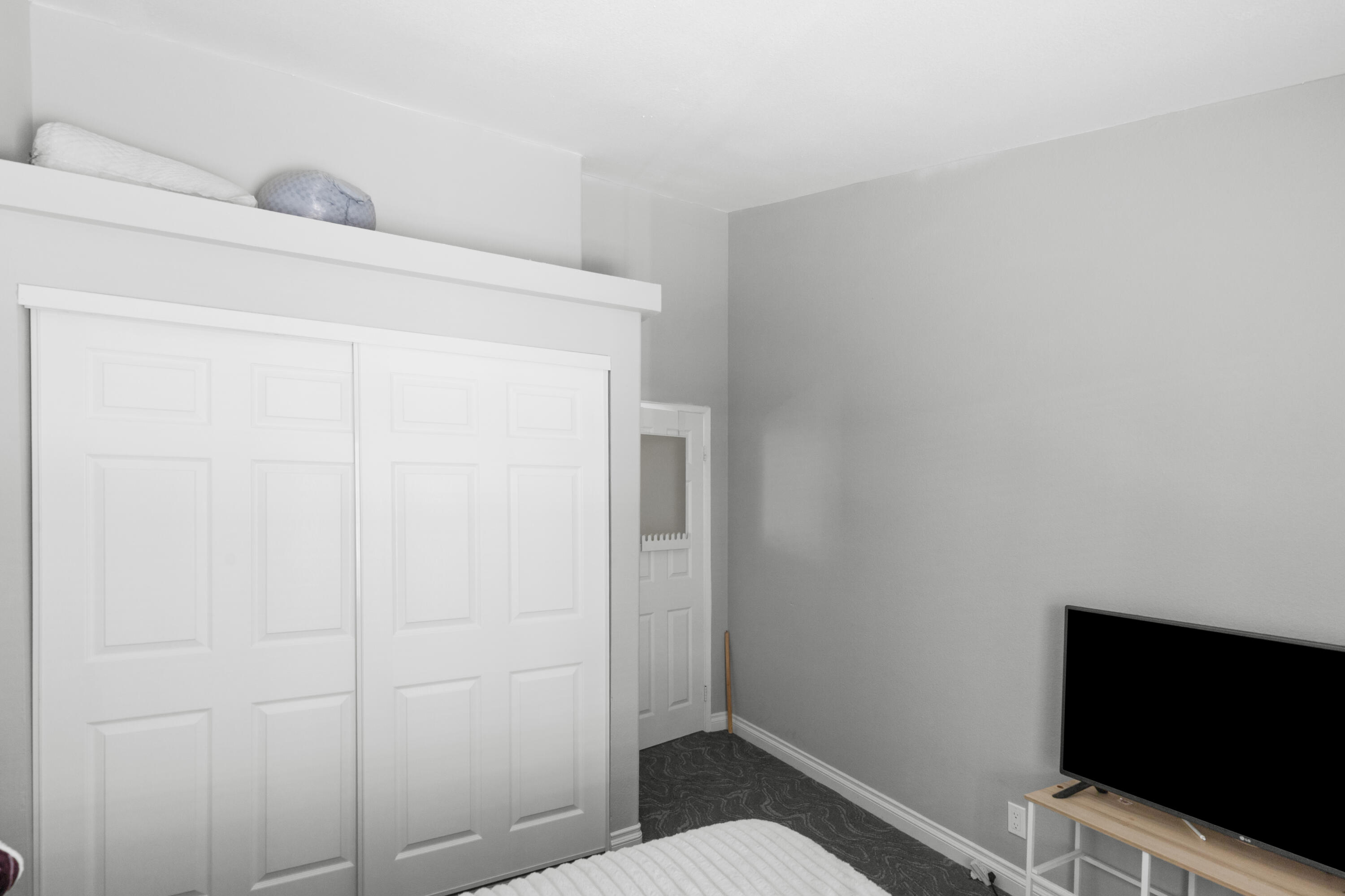 47800 Madison Street, Unit 44 Indio, CA 92201 - Photo 12 of 25 a bathroom with a toilet