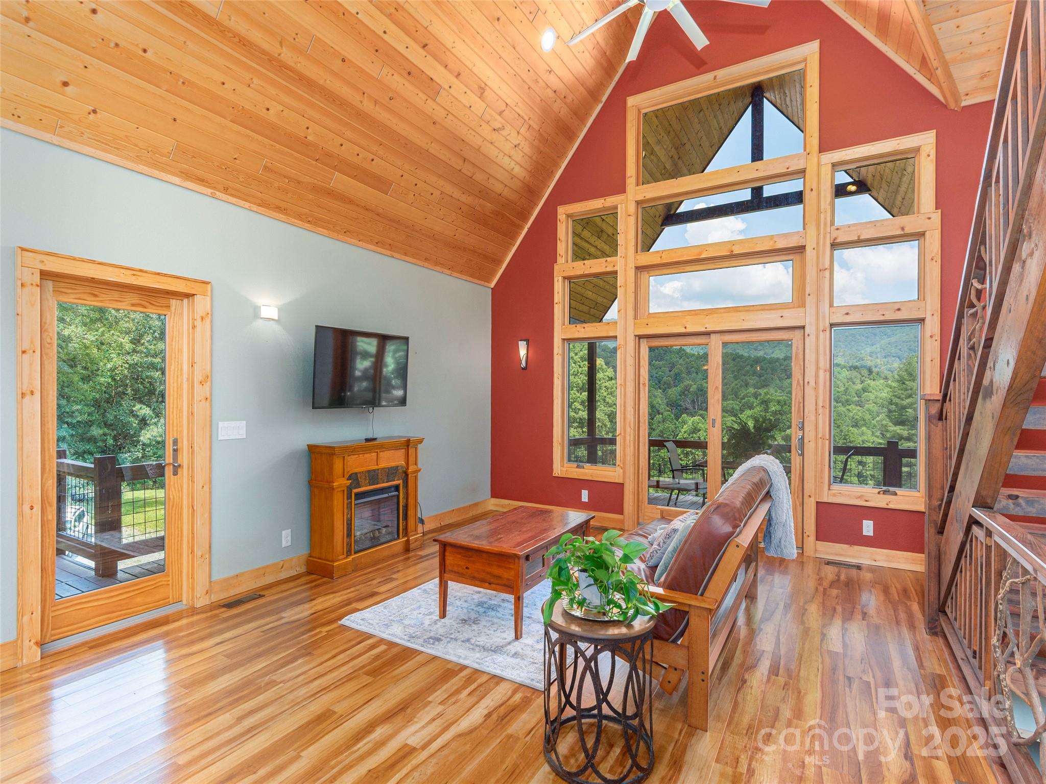 477 Jenkins Road Waynesville, NC 28785 - Photo 9 of 48