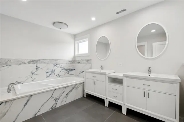 $879,500 | 1905 North Nordica Avenue, Chicago, IL 60707