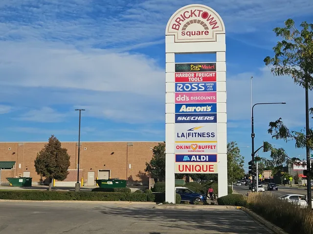 $879,500 | 1905 North Nordica Avenue, Chicago, IL 60707