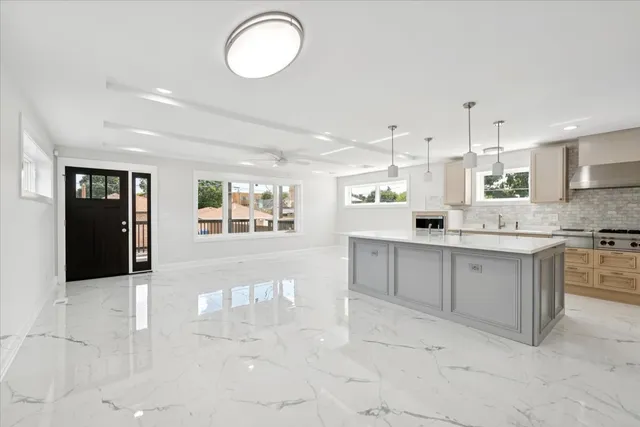 $879,500 | 1905 North Nordica Avenue, Chicago, IL 60707