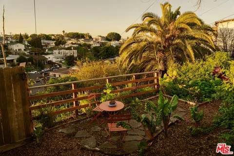 a view of an outdoor space