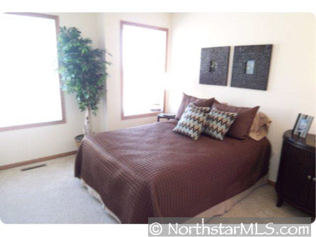 4605 Victor Path, Unit 3 Hugo, MN 55038 - Photo 8 of 10 Gallery Image 8