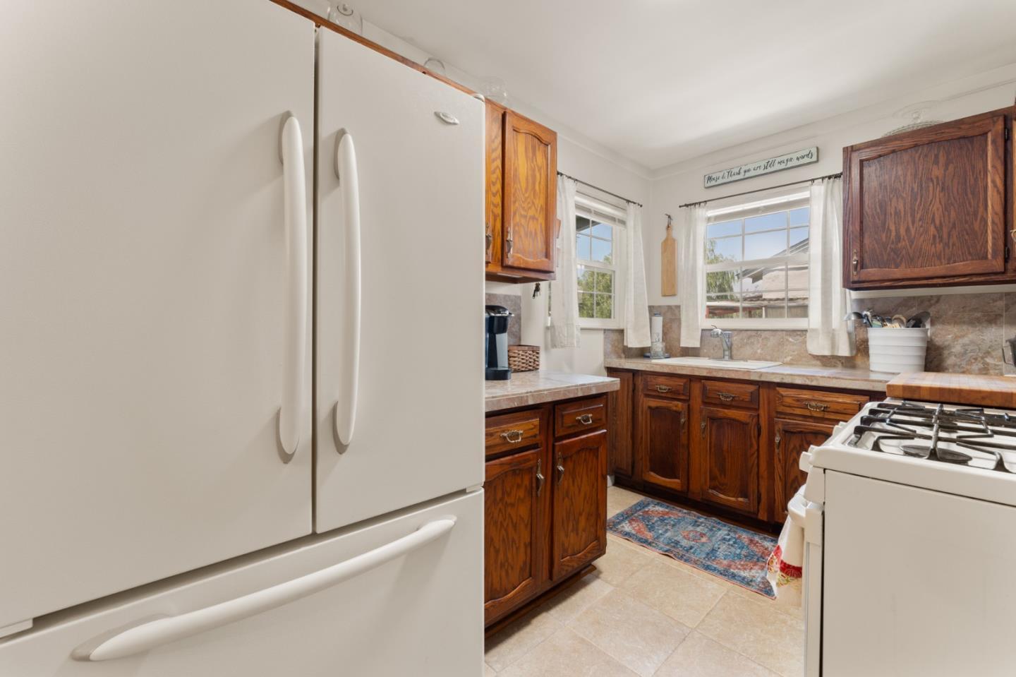136 Arthur Road Watsonville, CA 95076 - Photo 11 of 36 Gallery Image 11