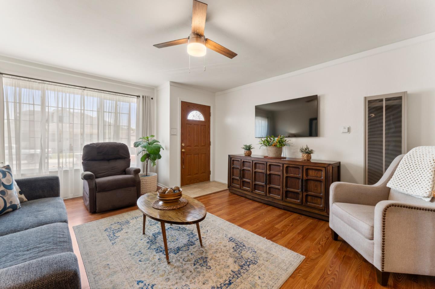 136 Arthur Road Watsonville, CA 95076 - Photo 7 of 36 Gallery Image 7