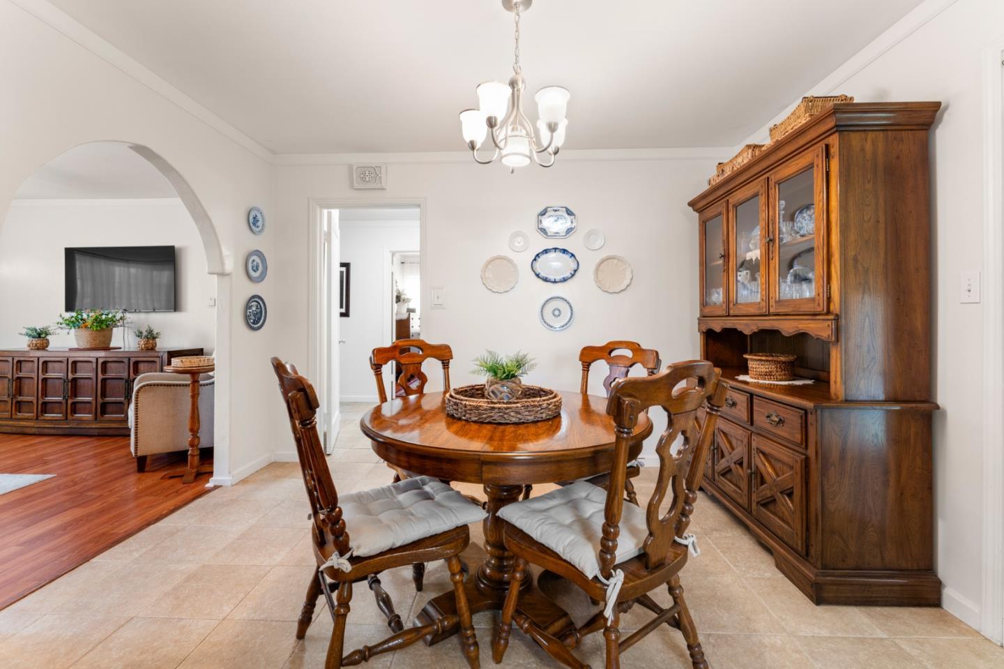 136 Arthur Road Watsonville, CA 95076 - Photo 9 of 36 Gallery Image 9
